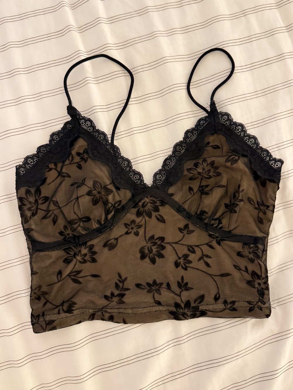 Mesh and velvet lace going out camisole top